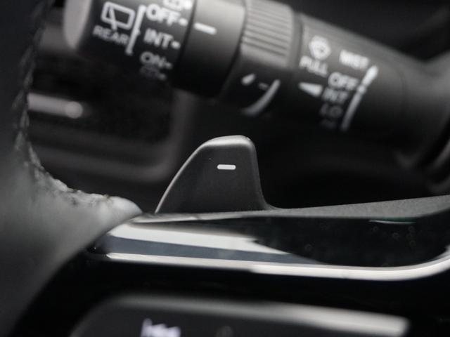 ステップワゴン ｅ：ＨＥＶスパーダ　１年保証ナビＤレコＲカメＥＴＣ両電扉ＢＴ地デジ　車内カメラ　渋滞追従クルーズ　Ｂｌｕｅｔｏｏｔｈ　障害物センサー　シートヒーター　オットマン　ブラインドスポット　純正アルミホイール　フルセグＴＶ（12枚目）