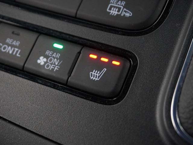 ステップワゴン ｅ：ＨＥＶスパーダ　１年保証ナビＤレコＲカメＥＴＣ両電扉ＢＴ地デジ　車内カメラ　渋滞追従クルーズ　Ｂｌｕｅｔｏｏｔｈ　障害物センサー　シートヒーター　オットマン　ブラインドスポット　純正アルミホイール　フルセグＴＶ（14枚目）