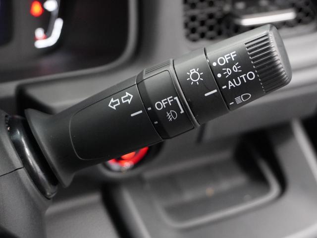 ステップワゴン ｅ：ＨＥＶスパーダ　１年保証ナビＤレコＲカメＥＴＣ両電扉ＢＴ地デジ　車内カメラ　渋滞追従クルーズ　Ｂｌｕｅｔｏｏｔｈ　障害物センサー　シートヒーター　オットマン　ブラインドスポット　純正アルミホイール　フルセグＴＶ（45枚目）