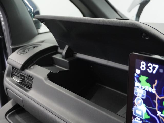 ステップワゴン ｅ：ＨＥＶスパーダ　１年保証ナビＤレコＲカメＥＴＣ両電扉ＢＴ地デジ　車内カメラ　渋滞追従クルーズ　Ｂｌｕｅｔｏｏｔｈ　障害物センサー　シートヒーター　オットマン　ブラインドスポット　純正アルミホイール　フルセグＴＶ（54枚目）