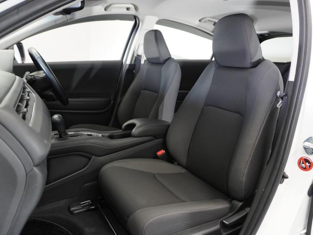 ヴェゼル Ｘ・ホンダセンシング　１年保証ナビＤレコＲカメＥＴＣクルコンＢＴ地デジ　アダプティブクルーズコントロール　Ｂｌｕｅｔｏｏｔｈ　衝突軽減ブレーキ　純正アルミホイール　ＬＥＤヘッドライト　フルセグ　ＤＶＤ再生　スペアキー有り（22枚目）