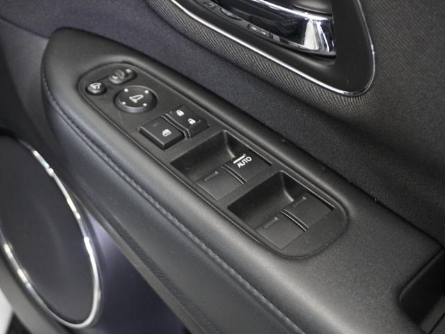 ヴェゼル Ｘ・ホンダセンシング　１年保証ナビＤレコＲカメＥＴＣクルコンＢＴ地デジ　アダプティブクルーズコントロール　Ｂｌｕｅｔｏｏｔｈ　衝突軽減ブレーキ　純正アルミホイール　ＬＥＤヘッドライト　フルセグ　ＤＶＤ再生　スペアキー有り（28枚目）