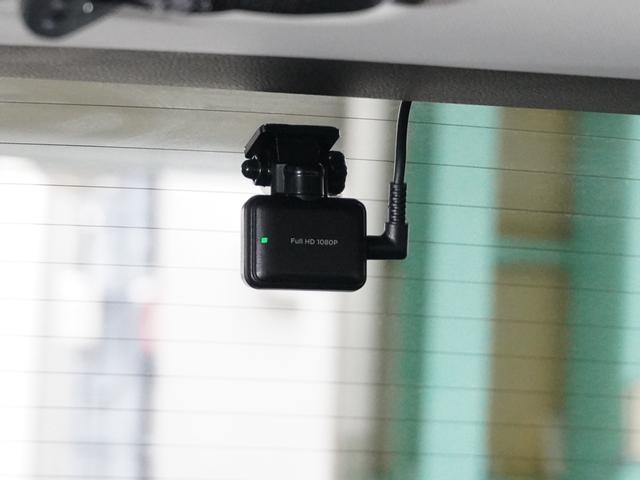 ヴェゼル ｅ：ＨＥＶＺ　２年保証ナビ全周囲カメＤレコＥＴＣクルコンＢＴ　渋滞追従クルーズ　Ｂｌｕｅｔｏｏｔｈ　障害物センサー　ハンドルヒーター　シートヒーター　ブラインドスポット　ダウンヒルアシスト　ワイヤレス充電器（7枚目）