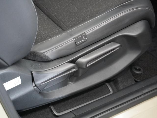 ヴェゼル ｅ：ＨＥＶＺ　２年保証ナビ全周囲カメＤレコＥＴＣクルコンＢＴ　渋滞追従クルーズ　Ｂｌｕｅｔｏｏｔｈ　障害物センサー　ハンドルヒーター　シートヒーター　ブラインドスポット　ダウンヒルアシスト　ワイヤレス充電器（40枚目）