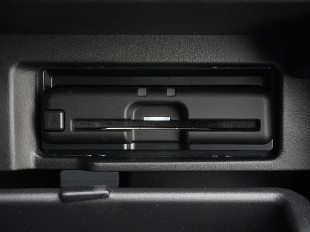 セレナ ｅ－パワーハイウェイスターＶ　ワンオーナー　全周囲カメラ　ＥＴＣ　アダプティブクルーズコントロール　両側電動スライドドア　Ｂｌｕｅｔｏｏｔｈ　ＬＥＤヘッドライト　純正アルミホイール　ＣＤ　ＤＶＤ　被害軽減ブレーキ　禁煙車（6枚目）