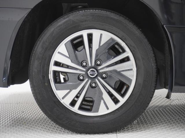 セレナ ｅ－パワーハイウェイスターＶ　ワンオーナー　全周囲カメラ　ＥＴＣ　アダプティブクルーズコントロール　両側電動スライドドア　Ｂｌｕｅｔｏｏｔｈ　ＬＥＤヘッドライト　純正アルミホイール　ＣＤ　ＤＶＤ　被害軽減ブレーキ　禁煙車（77枚目）