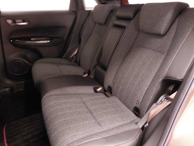 フィット ｅ：ＨＥＶホーム２０周年特別仕様車カーサ　９インチナビ　バックカメラ　ＥＴＣ　アダプティブクルーズコントロール　シートヒーター　Ｂｌｕｅｔｏｏｔｈ　ＵＳＢ入力端子　ＬＥＤヘッドライト　衝突被害軽減ブレーキ　障害物センサー　純正アルミホイール（8枚目）