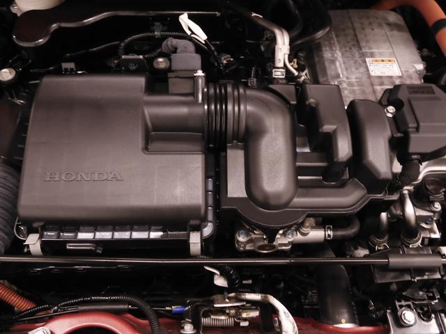 フィット ｅ：ＨＥＶホーム２０周年特別仕様車カーサ　９インチナビ　バックカメラ　ＥＴＣ　アダプティブクルーズコントロール　シートヒーター　Ｂｌｕｅｔｏｏｔｈ　ＵＳＢ入力端子　ＬＥＤヘッドライト　衝突被害軽減ブレーキ　障害物センサー　純正アルミホイール（38枚目）