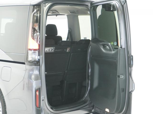 ステップワゴンスパーダ ｅ：ＨＥＶスパーダＧホンダセンシング　ワンオーナー　９インチナビ　フリップダウンモニター　バックカメラ　ドラレコ　ＥＴＣ２．０　アダプティブクルーズコントロール　両側電動スライドドア　ＬＥＤヘッドライト　純正アルミホイール　禁煙車（44枚目）