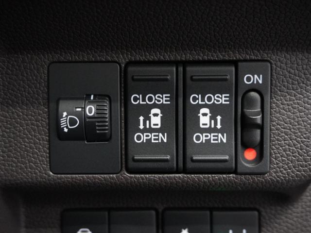 フリード Ｇ・ホンダセンシング　１年保証ナビＤレコＲカメＥＴＣ両電扉ＢＴ地デジ　アダプティブクルーズコントロール　Ｂｌｕｅｔｏｏｔｈ　フルセグＴＶ　ＤＶＤ再生　衝突軽減ブレーキ　スペアキー有り（6枚目）