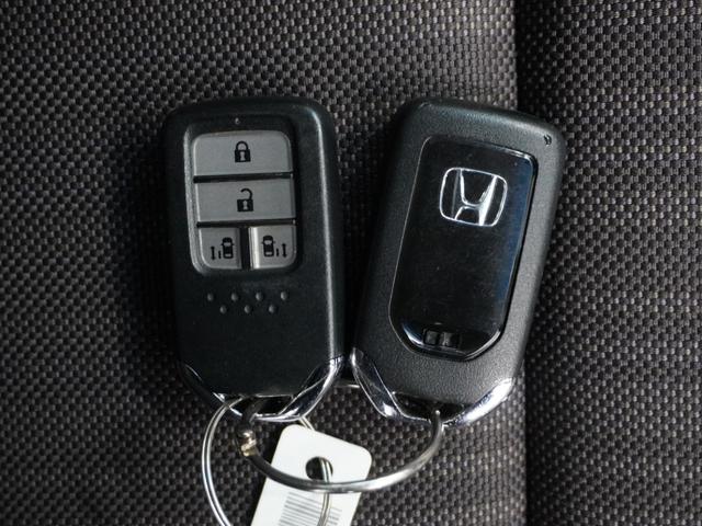 フリード Ｇ・ホンダセンシング　１年保証ナビＤレコＲカメＥＴＣ両電扉ＢＴ地デジ　アダプティブクルーズコントロール　Ｂｌｕｅｔｏｏｔｈ　フルセグＴＶ　ＤＶＤ再生　衝突軽減ブレーキ　スペアキー有り（17枚目）