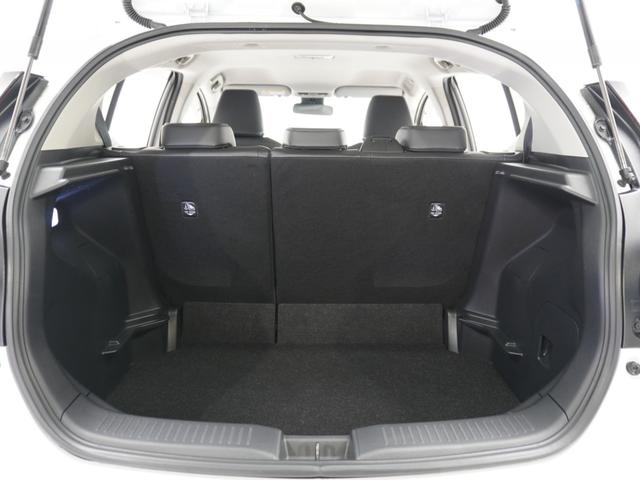 アクア Ｚ　ワンオーナー　メモリーナビ　全周囲カメラ　ＥＴＣ２．０　クルーズコントロール　シートヒーター　Ｂｌｕｅｔｏｏｔｈ　ＵＳＢ入力端子　ＬＥＤヘッドライト　衝突被害軽減ブレーキ　ステアリングヒーター（10枚目）