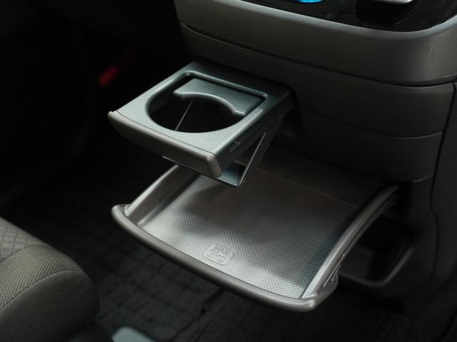 フリードハイブリッド ハイブリッド・Ｇホンダセンシング　ワンオーナー　７インチ純正ナビ　ＥＴＣ　バックカメラ　両側電動スライドドア　アダプティブクルーズコントロール　Ｂｌｕｅｔｏｏｔｈ　ＵＳＢ接続　ＬＥＤヘッドライト　７人乗り　前後ドライブレコーダー（63枚目）