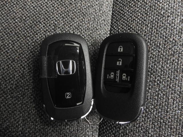 ���X�}�[�g�L�[���J�M���o�b�O��|�P�b�g�ɓ��ꂽ�܂܂ł��h�A���b�N�̊J���ł���w�X�}�[�g�L�[�x�t���I�J�V��Â��Ȃ��Ă��J�M�����o���K�v���Ȃ��h�A�̊J�����G���W�����n���ł��܂�