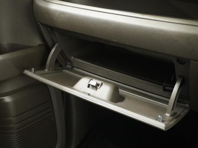 ���X�ɕ���ł���W���Ԃɂ́A���{���苦��s�́w�ԗ���ԏؖ����x�����t�����Ă��܂��B�C�����̗L���͂������A�ԗ���Ԑ}�����Ȃ�����Ԃł��m�F���������܂��̂ł����S���Ă��w�����������܂��B