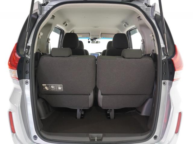 �t����Ԃł���������ו������[�o���郉�Q�b�W�X�y�[�X�ł��B���i�̔������ł����炵������ς߂�\���ȉ׎��X�y�[�X���m�ۂ���Ă��܂��B