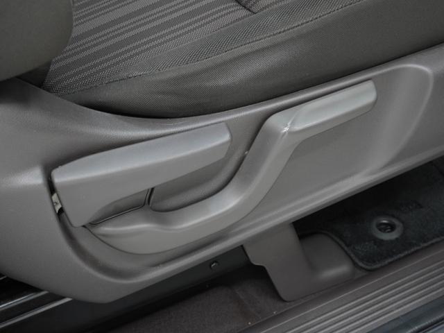 ���V�[�g�n�C�g�A�W���X�^�[���^�]�Ȃ��㉺�ɍ������߂��ł��܂��I�^�]�|�W�V������̊i�ɍ��킹�ăV�[�g�����ł��܂��B