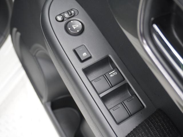 ���f�ڏ�񁟂��ړ��Ă̂��Ԃ�����ɂȂ��Ă����҂����������B���̍݌ɎԂ��������܂��B���ē������Ă��������܂��̂ł��C�y�ɂ��\���t�����������B