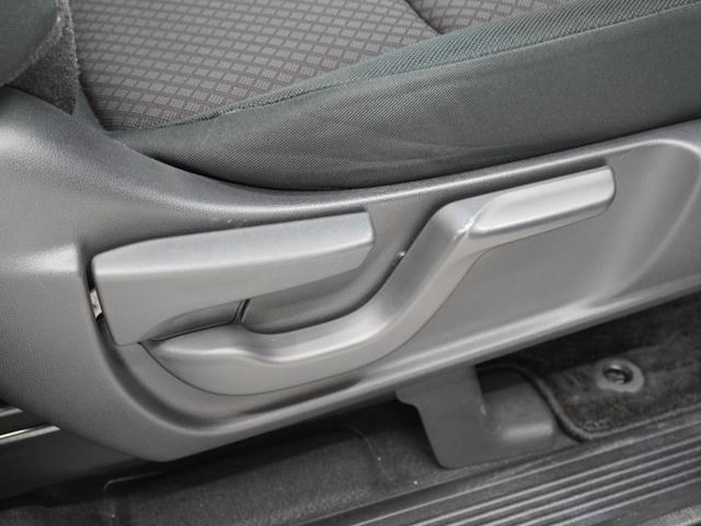 ���V�[�g�n�C�g�A�W���X�^�[���^�]�Ȃ��㉺�ɍ������߂��ł��܂��I�^�]�|�W�V������̊i�ɍ��킹�ăV�[�g�����ł��܂��B