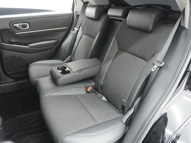 ヴェゼル ｅ：ＨＥＶＺ　ワンオーナー　禁煙車　コネクトディスプレイ　バックカメラ　ドラレコ　ＥＴＣ　渋滞追従機能付アダプティブクルーズ　シートヒーター　Ｂｌｕｅｔｏｏｔｈ　ＵＳＢ入力端子　ＬＥＤヘッドライト　電動リアゲート（11枚目）