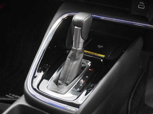 ヴェゼル ｅ：ＨＥＶＺ　ワンオーナー　禁煙車　コネクトディスプレイ　バックカメラ　ドラレコ　ＥＴＣ　渋滞追従機能付アダプティブクルーズ　シートヒーター　Ｂｌｕｅｔｏｏｔｈ　ＵＳＢ入力端子　ＬＥＤヘッドライト　電動リアゲート（66枚目）
