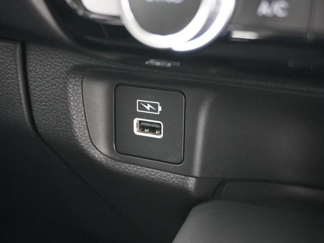 ヴェゼル ｅ：ＨＥＶＺ　ワンオーナー　禁煙車　コネクトディスプレイ　バックカメラ　ドラレコ　ＥＴＣ　渋滞追従機能付アダプティブクルーズ　シートヒーター　Ｂｌｕｅｔｏｏｔｈ　ＵＳＢ入力端子　ＬＥＤヘッドライト　電動リアゲート（68枚目）
