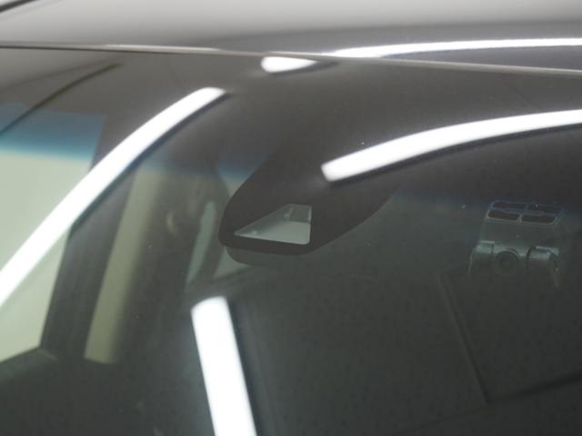 ���g���������r�d�m�r�h�m�f���J���������u�Ő��x�̍������m�\�͂𔭊��A���S�^�]���x�����܂��B�X�e�A�����O��̃R���g���[���[�ɒ��ځI