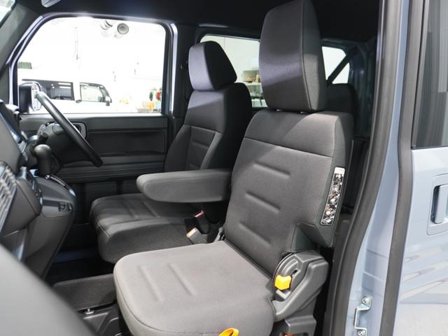 �y�t�����g�V�[�g�z���炾���݂��ނ悤�Ȍ`��Ńz�[���h��������A�����O�h���C�u�ł����ɂ����V�[�g�B���̐Ȃ̂�Ƃ���l�����w�ʌ`��ȂǁA�@�\�𓥂܂��Ȃ���X�}�[�g�ȃf�U�C���I