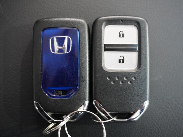 ���X�}�[�g�L�[���J�M���o�b�O��|�P�b�g�ɓ��ꂽ�܂܂ł��h�A���b�N�̊J���ł���w�X�}�[�g�L�[�x�t���I�J�V��Â��Ȃ��Ă��J�M�����o���K�v���Ȃ��h�A�̊J�����G���W�����n���ł��܂�