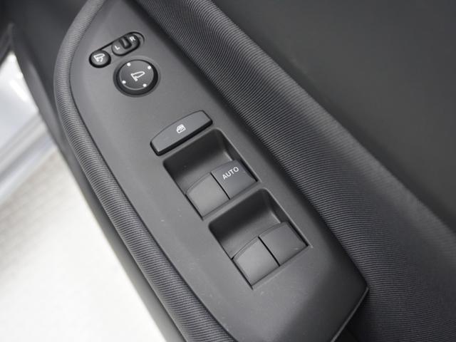フィット ｅ：ＨＥＶベーシック　ワンオーナー　ホンダセンシング　７インチナビ　ＥＴＣ　ＬＥＤヘッドライト　サイドカーテンエアバック　電子パーキングブレーキ　オートブレーキホールド機能　スマートキー（48枚目）