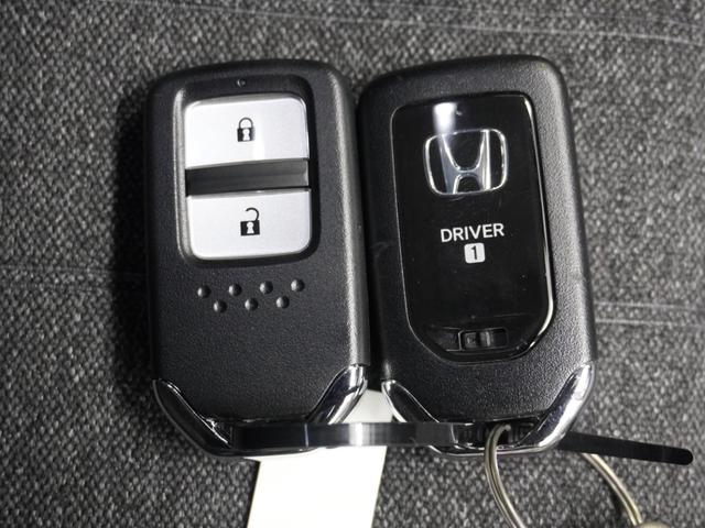 フィット e:HEVホーム 弊社デモカー コネクトディスプレイナビ9インチ フルセグTV リアカメラ ETC2.0(ナビ連動) ドラレコ 前後障害物センサー 衝突軽減ブレーキ LEDオートライト オートハイビーム USB(34枚目)