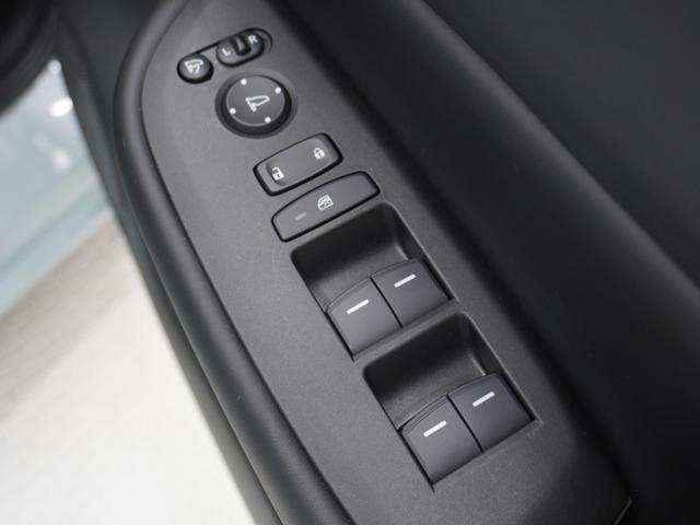 フィット e:HEVホーム 弊社デモカー コネクトディスプレイナビ9インチ フルセグTV リアカメラ ETC2.0(ナビ連動) ドラレコ 前後障害物センサー 衝突軽減ブレーキ LEDオートライト オートハイビーム USB(52枚目)