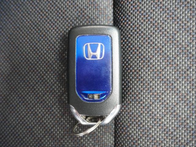 ���X�}�[�g�L�[���J�M���o�b�O��|�P�b�g�ɓ��ꂽ�܂܂ł��h�A���b�N�̊J���ł���w�X�}�[�g�L�[�x�t���I�J�V��Â��Ȃ��Ă��J�M�����o���K�v���Ȃ��h�A�̊J�����G���W�����n���ł��܂�