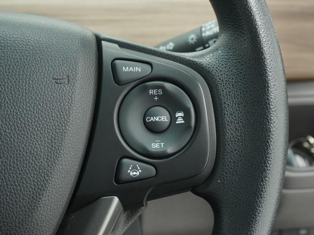 ���A�_�v�e�B�u�N���[�Y�R���g���[�����\�ߐݒ肵���ԑ����ŃN���}�������I�ɉ������B�O���ԂƂ̓K�؂ȎԊԋ������ێ����Ȃ���Ǐ]���s���܂��B�y�k�j�`�r�z�Ԑ��ێ��x���V�X�e���ŃX�e�A�����O������x���B