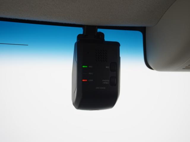 Ｎ－ＢＯＸ Ｌ　純正９インチナビ　純正ドラレコ　渋滞追従　シートヒーター　電子パーキング　ＬＥＤオートハイビーム　左パワースライドドア　ＥＴＣ　シートヒーター　リアソナー　衝突軽減ブレーキ　スマートキー２個（6枚目）