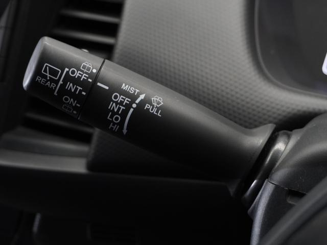 フィット ベーシック　２年保証ナビＲカメＥＴＣクルコンＢＴ地デジＤＶＤ　渋滞追従クルーズ　Ｂｌｕｅｔｏｏｔｈ　障害物センサー　オートハイビーム　サイド／サイドカーテンエアバッグ　衝突軽減ブレーキ　スペアキー有り　フルセグ（32枚目）