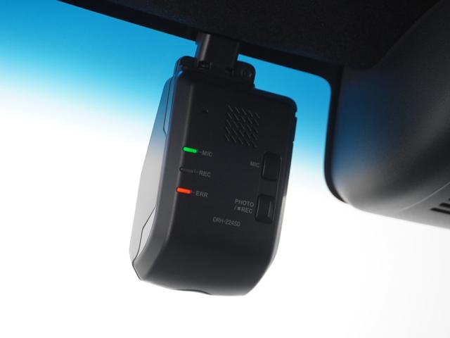 Ｎ－ＢＯＸカスタム Ｌターボ　ワンオーナー　禁煙車　７インチナビ　バックカメラ　ドラレコ　ＥＴＣ　両側電動スライドドア　アダプティブクルーズコントロール　シートヒーター　Ｂｌｕｅｔｏｏｔｈ　ＬＥＤヘッドライト　衝突被害軽減ブレーキ（5枚目）