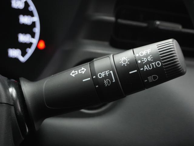 ヴェゼル ｅ：ＨＥＶＺ　ワンオーナー　禁煙車　９インチナビ　バックカメラ　ＥＴＣ２．０　アダプティブクルーズコントロール　シートヒーター　Ｂｌｕｅｔｏｏｔｈ　ＵＳＢ入力端子　ＬＥＤヘッドライト　衝突被害軽減ブレーキ（64枚目）