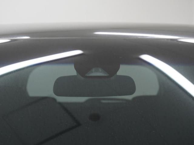 ���g���������r�d�m�r�h�m�f���J���������u�Ő��x�̍������m�\�͂𔭊��A���S�^�]���x�����܂��B�X�e�A�����O��̃R���g���[���[�ɒ��ځI