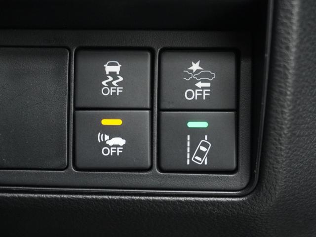 ���u�r�`��������h�~���u����������Ă��܂��B�R�[�i�[�����O���̉����ׂ��}����@�\�ƁA�ԗ��̋}���ȋ����ω���}����@�\�ŁA���肵�����s���������Ă��܂��B�^�]�Ɉ��S�Ƃ�Ƃ肪�o���܂��B