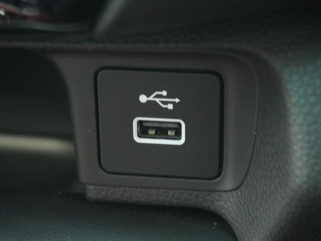 ヴェゼル ｅ：ＨＥＶＰＬａＹ　ワンオーナー　禁煙車　全周囲カメラ　ドラレコ　ＥＴＣ２．０　アダプティブクルーズコントロール　シートヒーター　Ｂｌｕｅｔｏｏｔｈ　ＵＳＢ入力端子　ＬＥＤヘッドライト　衝突被害軽減ブレーキ　スカイルーフ（70枚目）