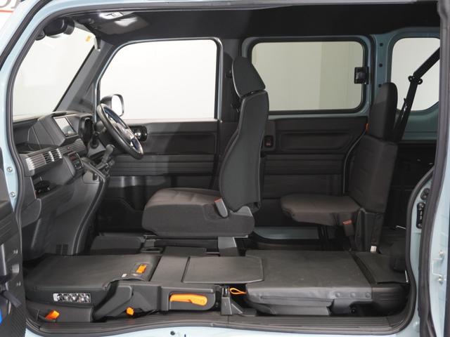 ����ȃX�y�[�X���׎��̂悤�Ɏg�����ԁB�e�[���Q�[�g���烊�A�V�[�g�A����Ȃ܂ŁA�����Ⴍ�Ȃ���L�т�Ƃ�����Ԃ��������Ă��܂��B