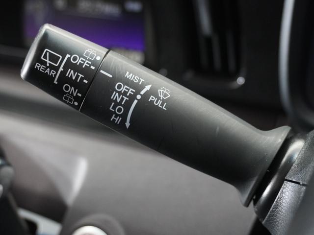 N-ONE プレミアム・Lパッケージ 1年保証Displayオ-ディオDレコRカメETC クルーズコントロール パドルシフト Bluetooth HIDヘッドライト サイド/サイドカーテンエアバッグ 15インチ純正アルミホイール(35枚目)