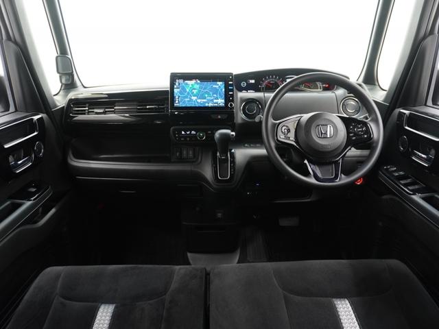 Ｎ－ＢＯＸカスタム Ｌ　ワンオーナー　禁煙車　８インチナビ　バックカメラ　ドラレコ　ＥＴＣ　両側電動スライドドア　アダプティブクルーズコントロール　シートヒーター　Ｂｌｕｅｔｏｏｔｈ　ＬＥＤヘッドライト　衝突被害軽減ブレーキ（9枚目）