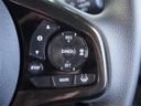【アダプティブクルーズコントロール】予め設定した車速内でクルマが自動的に加減速。前走車との適切な車間距離を維持しながら追従走行します。【LKAS】車線維持支援システムでステアリング操作を支援。