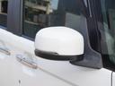 ◆ドアミラーウインカー◆ドアミラーにウインカーを装備しています。対向車に自身の進行方向を合図し安全に運転できます。