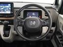 ベースグレード　２年保証当社試乗車ナビＤレコＲカメＥＴＣ両電扉　渋滞追従クルーズ　Ｂｌｕｅｔｏｏｔｈ　障害物センサー　シートヒーター　オートハイビーム　デイライト　オートブレーキホールド　スペアキー有り（9枚目）