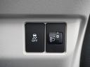 ベースグレード　２年保証当社試乗車ナビＤレコＲカメＥＴＣ両電扉　渋滞追従クルーズ　Ｂｌｕｅｔｏｏｔｈ　障害物センサー　シートヒーター　オートハイビーム　デイライト　オートブレーキホールド　スペアキー有り（31枚目）