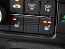 ベースグレード　２年保証当社試乗車ナビＤレコＲカメＥＴＣ片電扉　渋滞追従クルーズ　Ｂｌｕｅｔｏｏｔｈ　障害物センサー　シートヒーター　デイライト　フルセグＴＶ　ＤＶＤ再生　純正アルミホイール　スペアキー有り（12枚目）