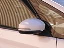 ◆ドアミラーウインカー◆ドアミラーにウインカーを装備しています。対向車に自身の進行方向を合図し安全に運転できます。